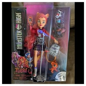 Monster High G3 TORALEI STRIPE Doll with Pet Sweet Fangs & Accessories 2022 New